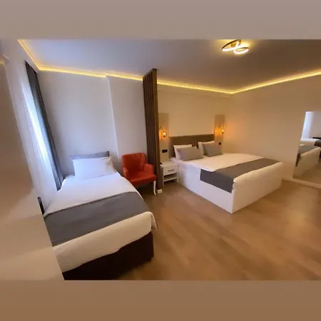 Golden Life Aparthotel